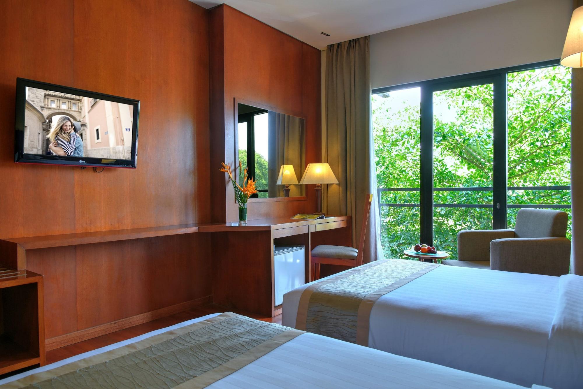 โอ็ค ทรี เอมเมอรัลด์ เซอมารัง โฮเต็ล แมเนจ บาย แอสคอต ลิมิเต็ด Hotel ภายนอก รูปภาพ