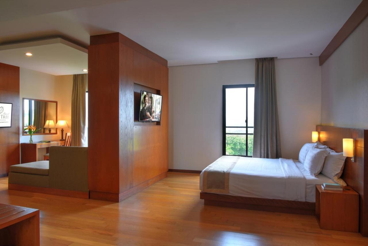 โอ็ค ทรี เอมเมอรัลด์ เซอมารัง โฮเต็ล แมเนจ บาย แอสคอต ลิมิเต็ด Hotel ภายนอก รูปภาพ